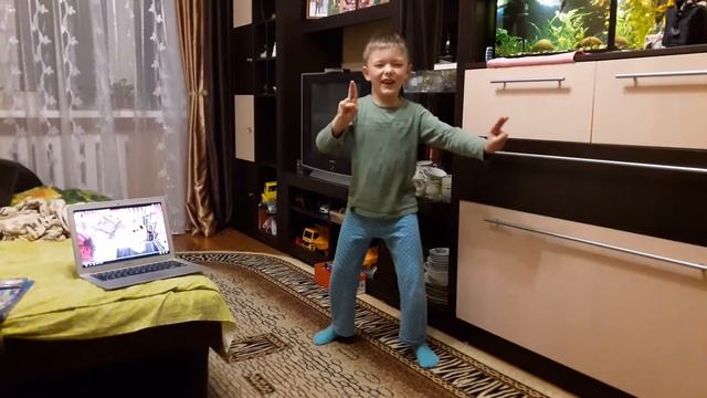 Танец колобанга