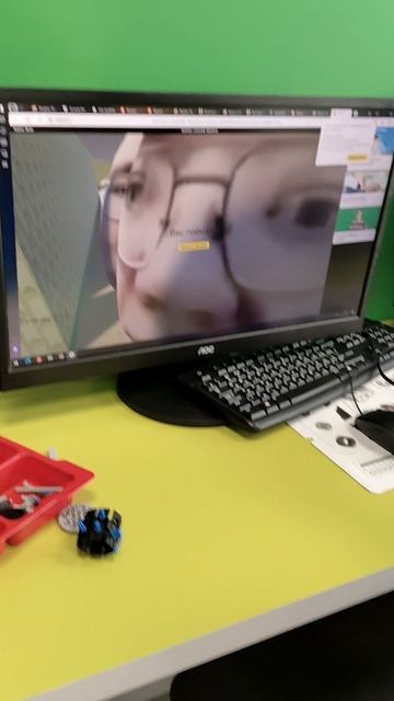 1000000695.mp4