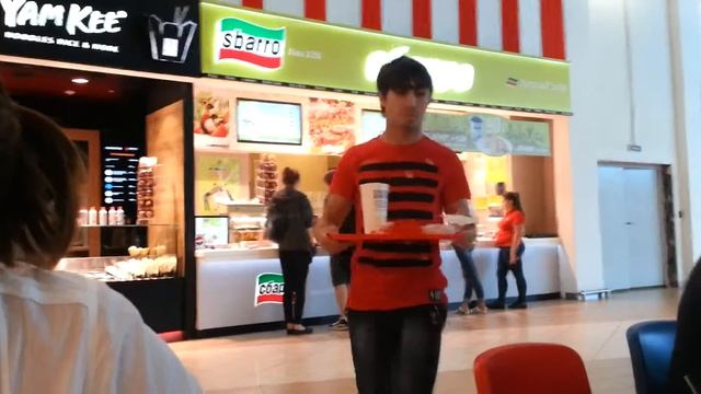 Корпоративный тв канал в "Sbarro"