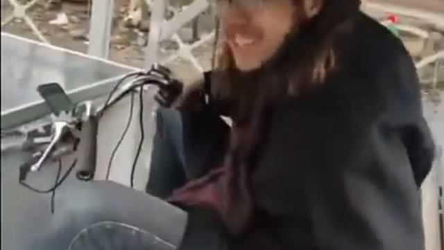Тачка едет на солнечных батареях