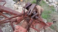 Видео "До" и "После" реконструкции Памятника в честь механизаторов села Красная Поповка Кременского