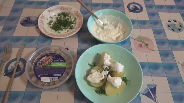 ✅Пробую ПРЕСЕРВЫ СЕЛЬДЬ филе кусочки с картошкой и ЧЕСНОЧНЫМ соусом,Северная Гавань сельдь