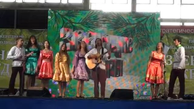 ВИА "сарафаны и лапти"   -яблонька