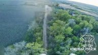 Расчет БПЛА 33 МСП догнал и уничтожил точным попаданием FPV дрона (КВН) вражескую БМП-1ТС в н.п....