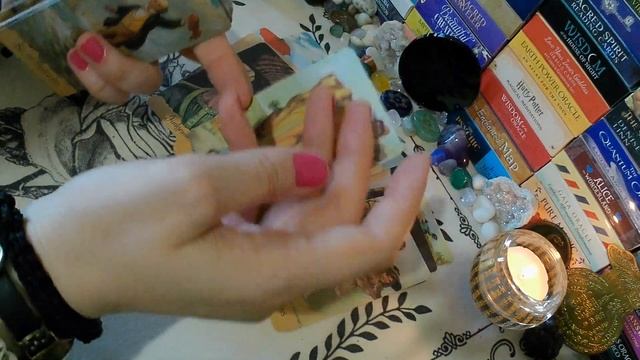 💗❗ХОЧЕТ ЛИ ОН ВЕРНУТЬСЯ К ВАМ❓СТОИТ ЖДАТЬ...🌸ТАРО РАСКЛАД ☯ ОНЛАЙН ГАДАНИЕ