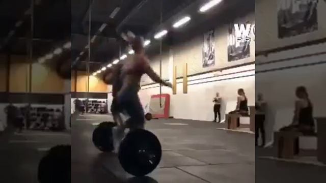 video_2025-05-04_00-11-24