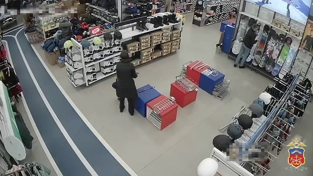 Оперативниками за совершение серии краж из спортивного магазина задержан 31-летний мужчина
