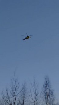 Звук советского вертолета Ми-8ТВ на заходе на посадку (