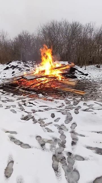 Разобрали ОПАЛУБКУ - все в топку! 🔥 можно ровнять грун