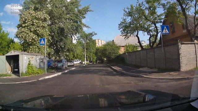 Отремонтированная ул. Танковая, Киев