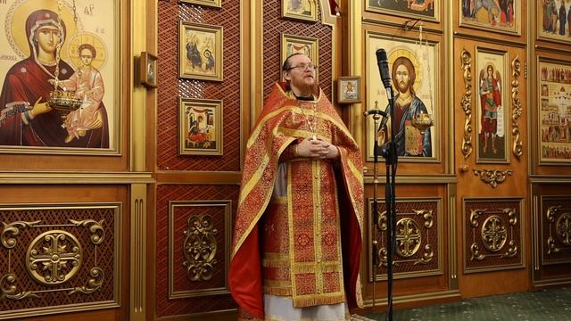 Божественная литургия в неделю святых Жëн-мироносиц