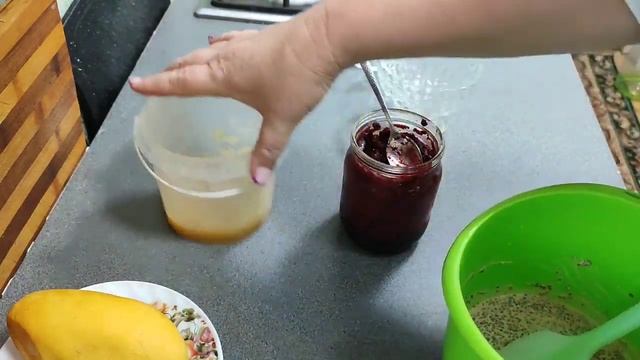 пудинг из семян Чиа. очень вкусно и полезно.