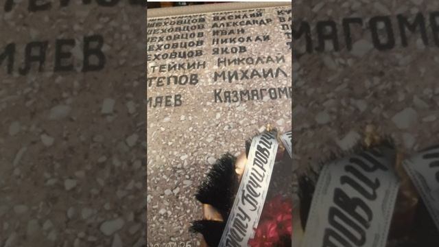 "Дед в боях тяжёлых добывал победу!"
Автор стихов Майя Дзугаева.