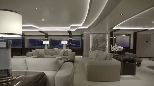 LUXURY яхта