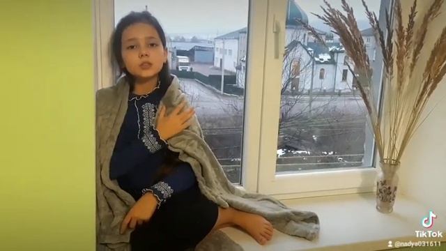 Святий Миколаю слова Катерина Рябчун-Мосійчук.Читає Манацька Марія