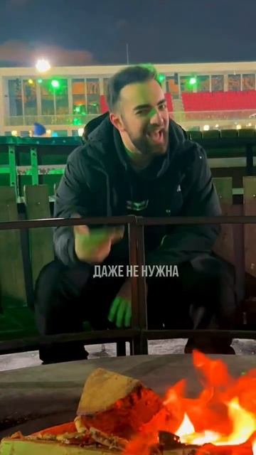 Бесконечно можно смотреть на три вещи: как течет вода,