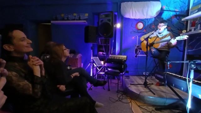 20689.mp4.КЛУБ КАРЛ И КЛАРА. НА СЦЕНЕ ИННА ТУДАКОВА, УЛЬЯНА АНГЕЛЕВСКАЯ. 05.03.2021