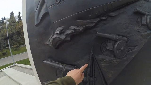 ливадийский дворец и парусник