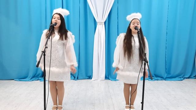 Анжелика и Жанна Фазульяновы, Момская ДШИ, хоровое отделение