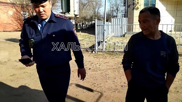 СҰМДЫҚ Егер әкімшілік көліктері бұлай жол бұзса жәй адам не істемейді? Балық бастан шіриді деген