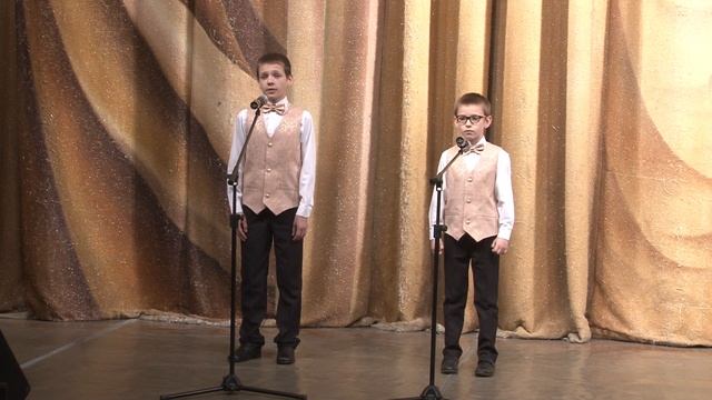 Матвей Толстов и Фёдор Зинович - Енот и звезда (А.Чернецов-Уильям Джей Смит, пер.Б.Заходер).
