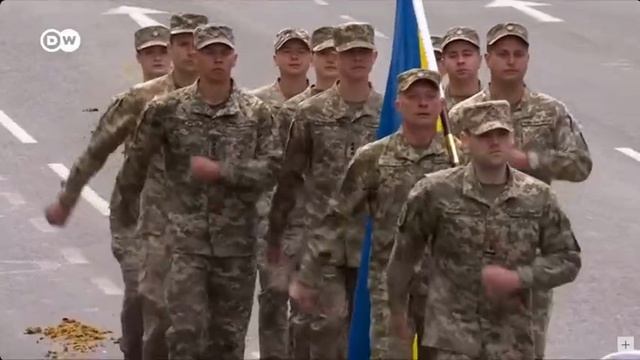 🇬🇧💩🇺🇦 В Великобритании прошёл парад в честь 80-летия Победы во Второй мировой войне…🔽🔽🔽