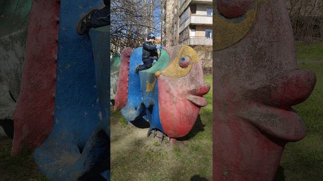 САМАЯ УРОДЛИВАЯ ДЕТСКАЯ ПЛОЩАДКА С РЫБНЫМИ ВСРАТЫШАМИ ИЗ СССР