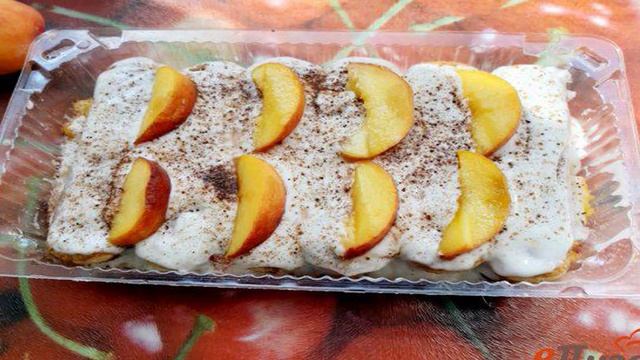 Тирамису с персиками