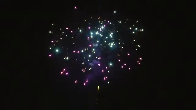 Батарея салютов Снежная красавица (Фейерверк 49 залпов) арт. С 086
