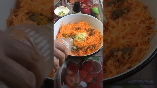 Морковь  по-корейски,вкусно,  быстро и просто # рецепт #морковь # по-корейски #дачаВера