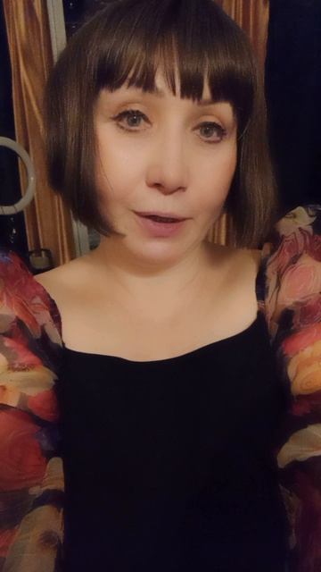 стихи. ру  читает автор  Светлана  Перлис-Захарова