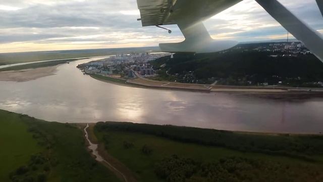 Посадка гидросамолета в Ханты-Мансийске на воду 01.09.22