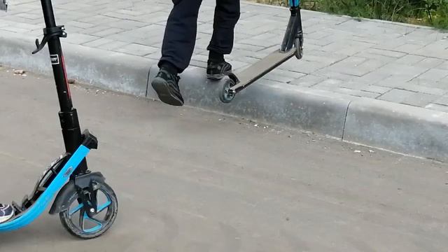 Трюки на самокате !
