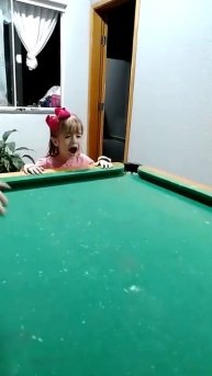 Когда попросила у бати помочь вырвать молочный зуб 😎