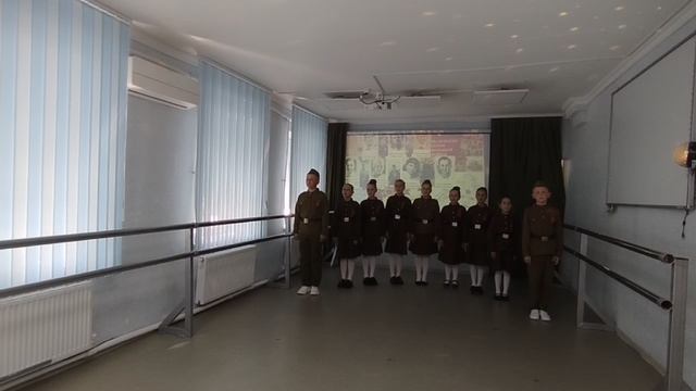 Вокальный ансамбль "Веселые нотки" "Маленькие герои"