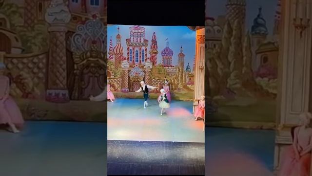 "Щелкунчик"  Рождественская сказка в театре!