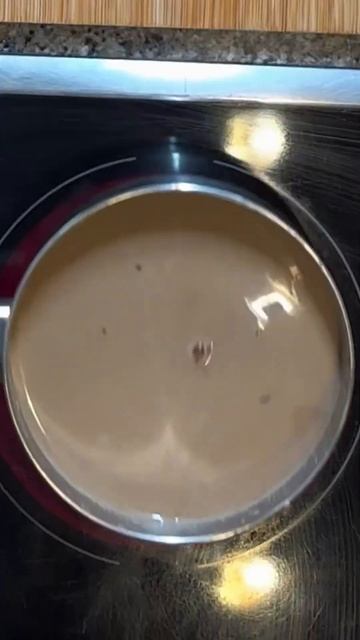 Кофе с какао и фисташками. И для сладости добавил домашний мед🤌🏻 #cocktail #кофе #coffee