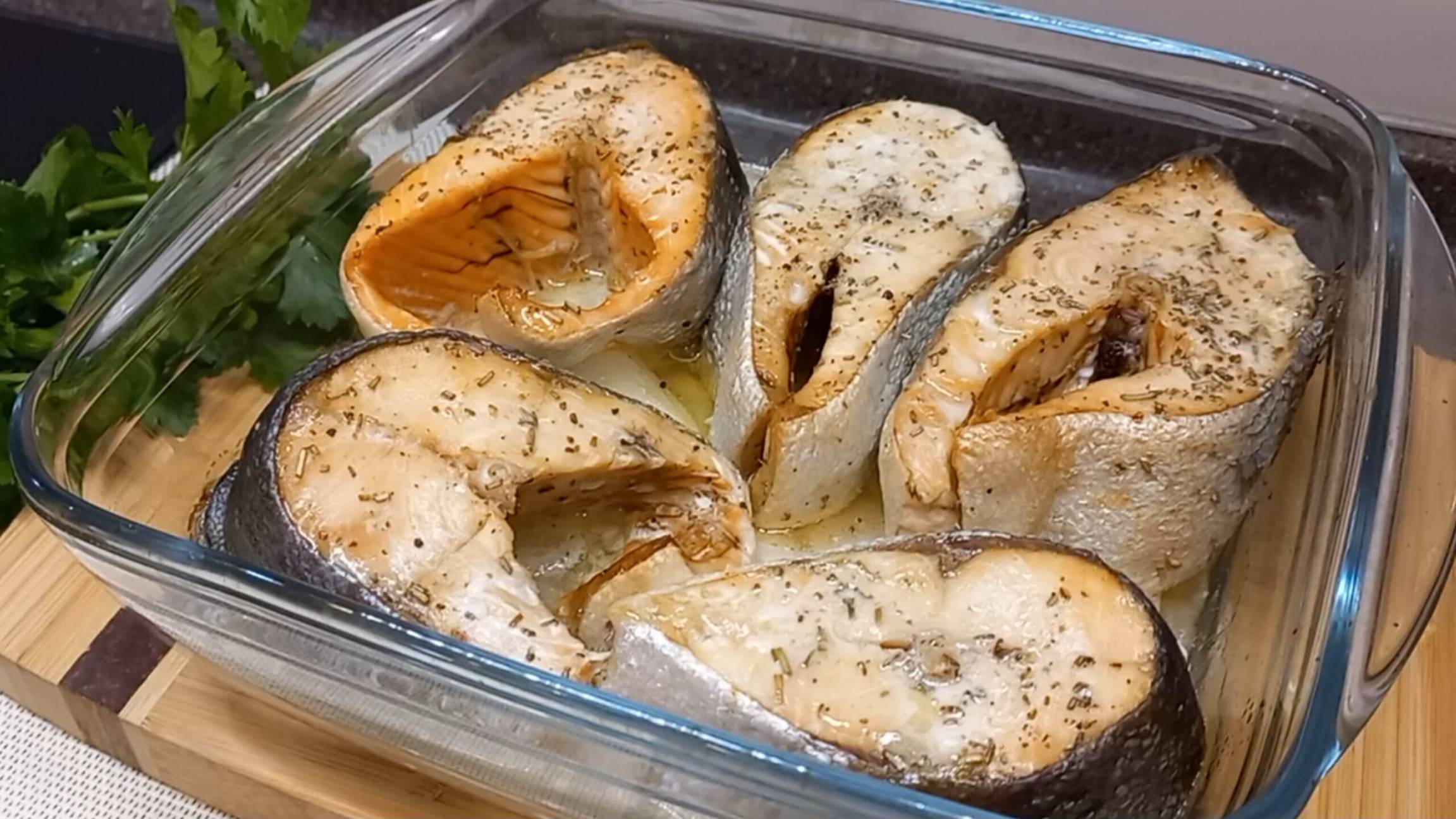 Запеченная РЫБА, которая СКОРЕЕ ВСЕГО УДИВИТ ВАШИ ОЖИДАНИЯ! 🐠🍽️