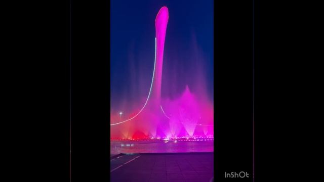 Поющие фонтаны Олимпийская деревня . Сочи.