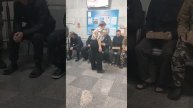 Оказываем моральную и гуманитарную помощь в госпитале.