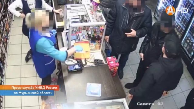 Покупатели озверели – бьют по голове бутылкой