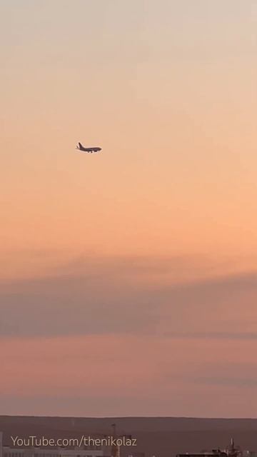 Посадка самолета над Якутском / Airplane landing over Yakutsk