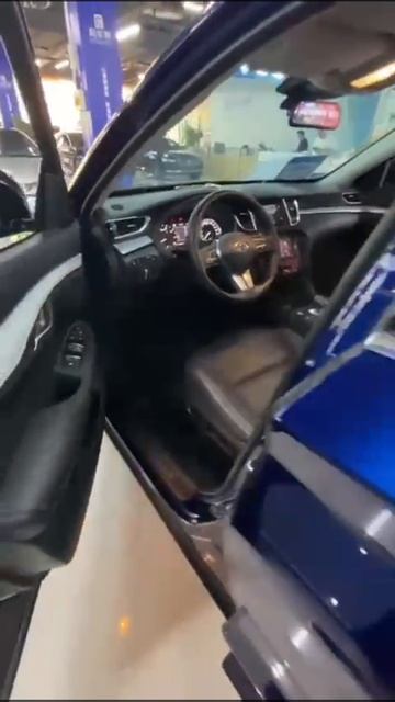 Infiniti QX50.