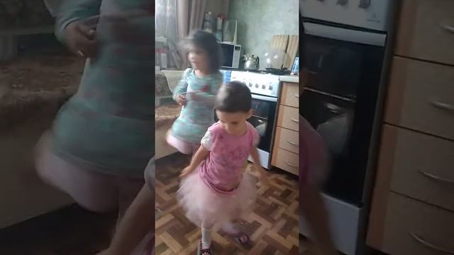 Домашние видео, балет.