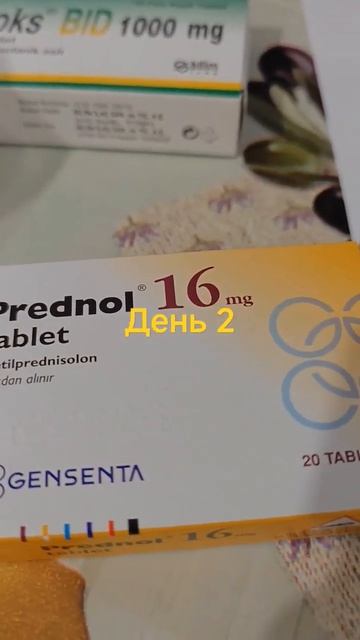День 2. После пересадки волос нужно принимать таблетки
