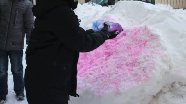 Вот так мы создавали большую Валентинку на снегу!)