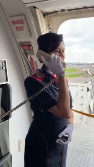 Посадка пассажиров на рейс окончена