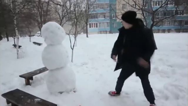Как убивают снеговиков в России или как я их