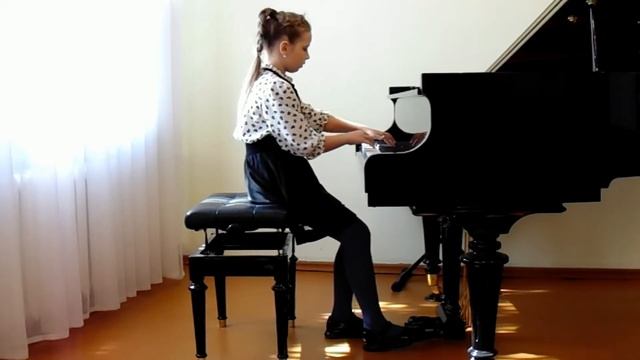 Коновалова Екатерина 10 лет Ребрихинская ДШИ С. Прокофьев Дождь и радуга, П. Чайковский Новая кукла