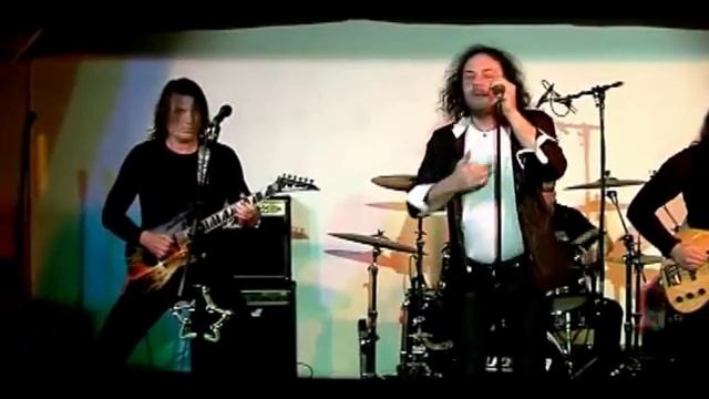 рок-группа SVO. фестиваль "Весенний ветер 2011". "Встань"